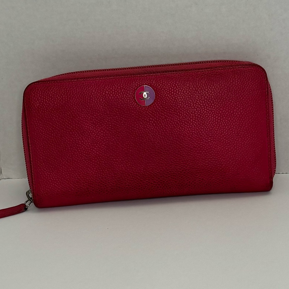 CHANEL Bright Pink Zipper Wallet